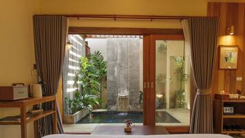 Deluxe Suite | Private pool