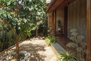 Comfort Suite | Park view - Mamori House at Koh Larn (Koh Lan)