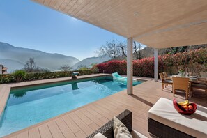 Pool - Villa Dolce Vita With Private Pool, Lugano, Switzerland (Lugano)
