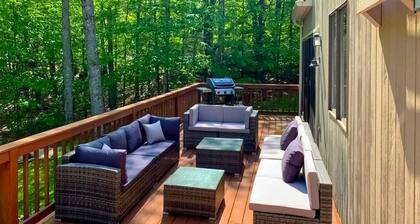 Spacious home near outdoor rec with deck, grill, games, smart TVs, AC, & W/D