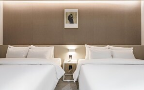 Kamar Twin Royal | Seprai antialergi, selimut bulu angsa, dan Wi-Fi gratis