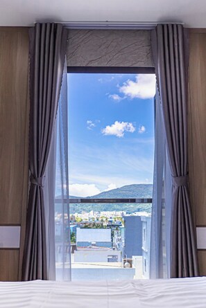 Apartment, 1 Bedroom | Laptop workspace, free WiFi, bed sheets - Dong Kinh Hotel & Apartment (Da Nang)