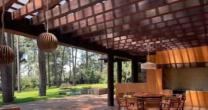 El Refugio: With jacuzzi and garden in Avándaro