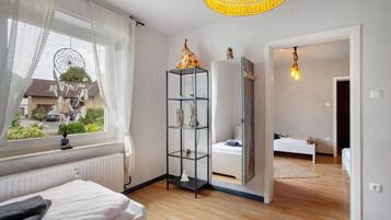 3 bedrooms, free WiFi, bed sheets