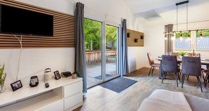 Ferienhaus "14" mit privater Terrasse und WLAN