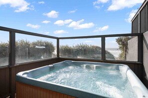 Imagen sin descripción, 4 de 50, botón