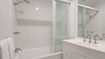 Haartrockner, Handtücher