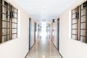 Interior detail - OYO 93734 The Metro Suites Apartment By Retro Rent (Bandung)