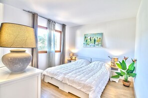 4 bedrooms, free WiFi