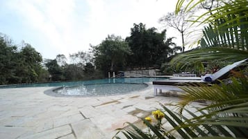Alberca al aire libre