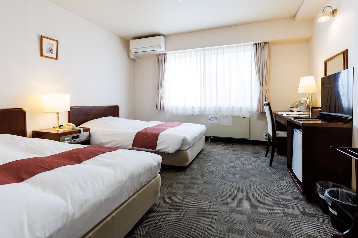 Kamar Twin Basic, Bebas Asap Rokok | Wi-Fi gratis
