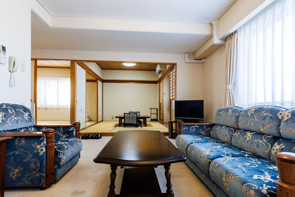 Chambre traditionnelle, non-fumeur | 1 chambre, accĂšs au Wi-Fi (inclus)