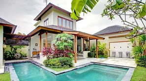 Grand-Villa, 2 Schlafzimmer, eigener Pool | Eigener Pool