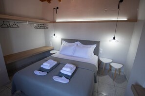 클래식 아파트 | 각각 다른 스타일의 인테리어, 각각 다르게 가구 비치, 노트북 작업 공간, 무료 WiFi