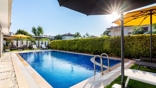 Seasonal outdoor pool - N Hotels Cesme (Cesme)
