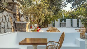 Outdoor dining - N Hotels Cesme (Cesme)