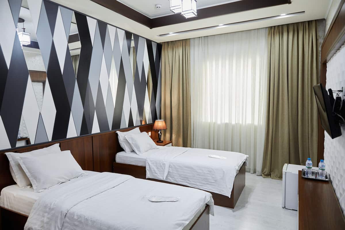 Double or Twin Room | Free WiFi