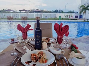Couples dining - Aimas Hotel & Convention Centre (Sorong)