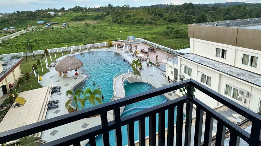 Aimas Hotel & Convention Centre