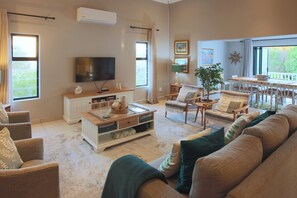 42-inch flat-screen TV with satellite channels, fireplace