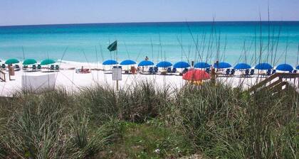 Martinique-Walk to Beach-Pets Welcome-Pool/Tennis