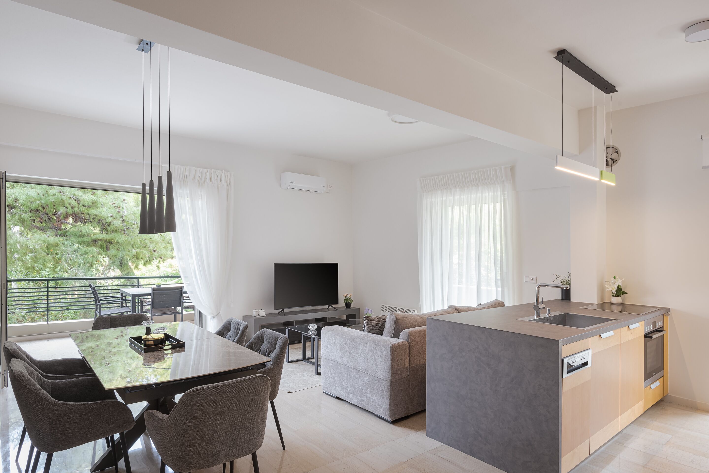 Superior Apartment | 1 bedroom, Egyptian cotton sheets, premium bedding, memory foam beds