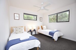 5 bedrooms, desk, iron/ironing board, travel cot