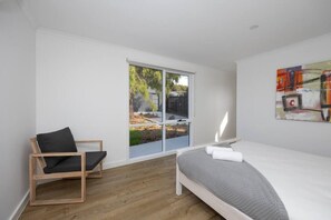 3 bedrooms, iron/ironing board, travel cot, free WiFi