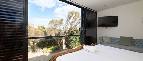 3 soverom, strykejern/-brett, wi-fi og sengetøy