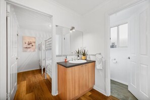 مجففات شعر، مناشف