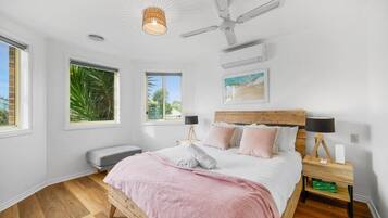 4 bedrooms, iron/ironing board, travel cot, free WiFi