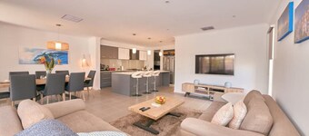 Zeally Sands Pool Retreat