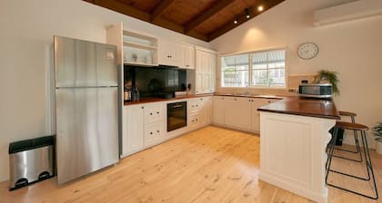 Bills Place - Anglesea