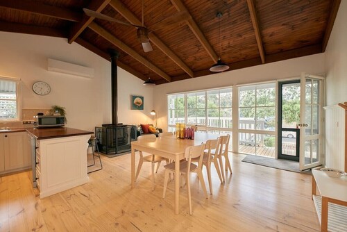 Bills Place - Anglesea