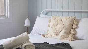 5 bedrooms, iron/ironing board, travel cot, WiFi