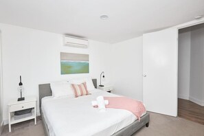 5 bedrooms, iron/ironing board, travel cot, WiFi