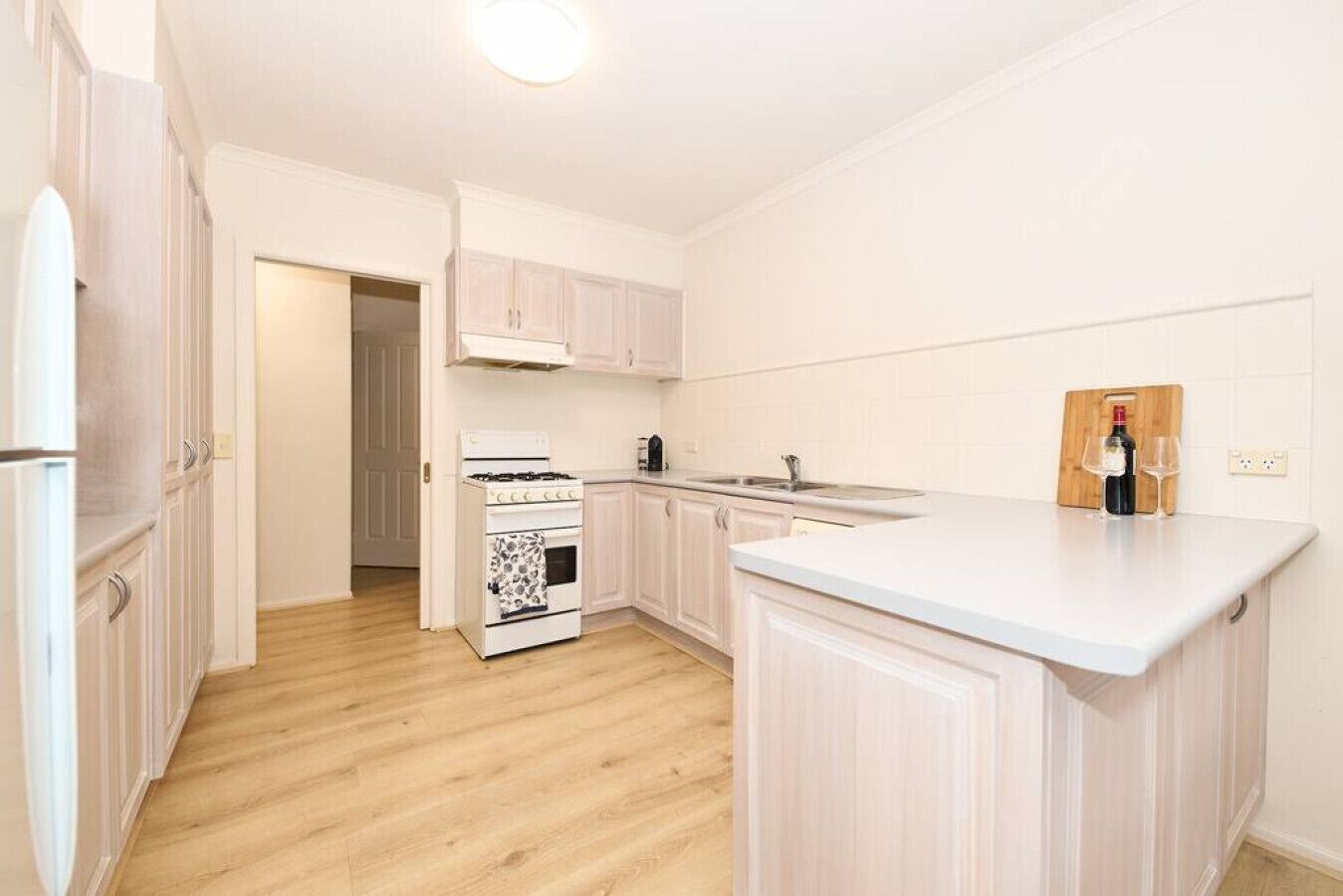 Réfrigérateur, cafetière/bouilloire