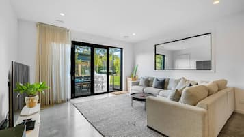 Smart-tv och böcker