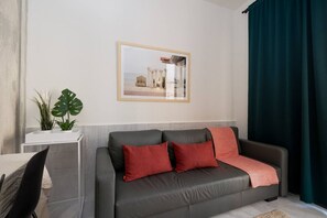 Living area - Mooeve Exarchia 10 - Duplex Two-bedroom with terrace (Athina)