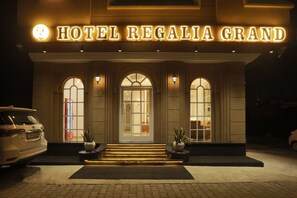 Front of property - Regalia Grand By Delight Stay (Amritsar)