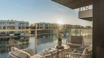 Deluxe Apartment, Marina View | Terrace/patio
