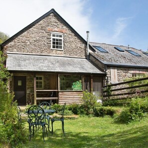 Fer et planche à repasser, lits bébé (gratuits)