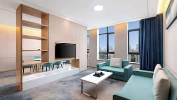 Executive Suite, 1 King Bed, Non Smoking