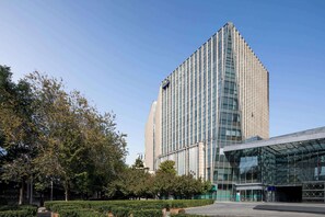 Exterior - Days Inn by Wyndham Beijing Haidian (Beijing)