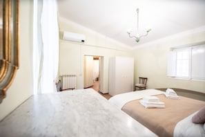 2 habitaciones, tabla de planchar con plancha y wifi gratis