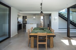 Dining - Paradise awaits (Knysna)