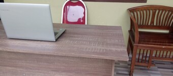 OYO 93749 Aksana Homestay SyariahNearWonderland Trik Art