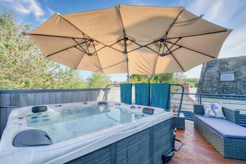 Jacuzzi Vue sur Loire - Gite des Sorciers Japonais