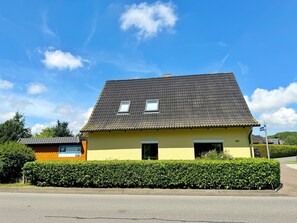 Esterni