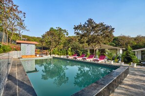 Alberca al aire libre 